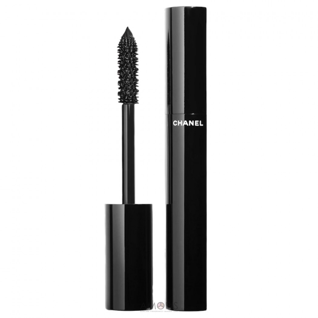 Водостійка об'ємна туш для вій