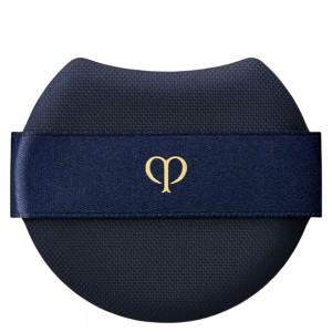 Cle De Peau Beaute Radiant Cushion Foundation Dewy Puff
