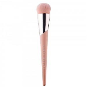 Fenty Beauty Full-Bodied Foundation Brush 110