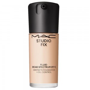 MAC Studio Fix Fluid SPF 15 24HR Matte Foundation Plus Oil Control