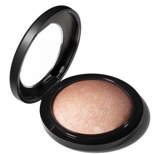 MAC Mineralize Skinfinish