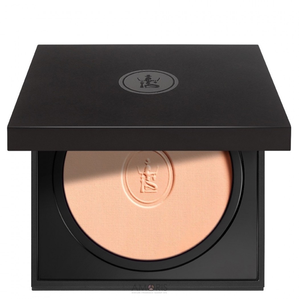 Компактна пудра з ефектом природного сяйва шкіри відтінок Бежевий